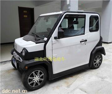  带中控锁电动四轮空调巡逻车